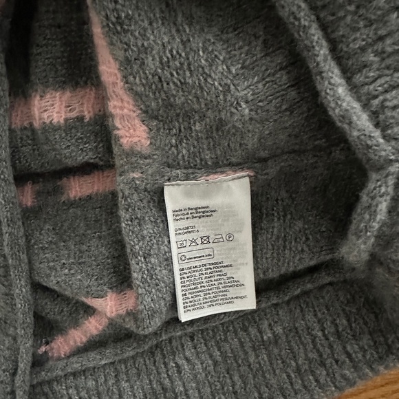 H&M L.O.G.G NWOT Sweater (M) - Picture 6 of 9